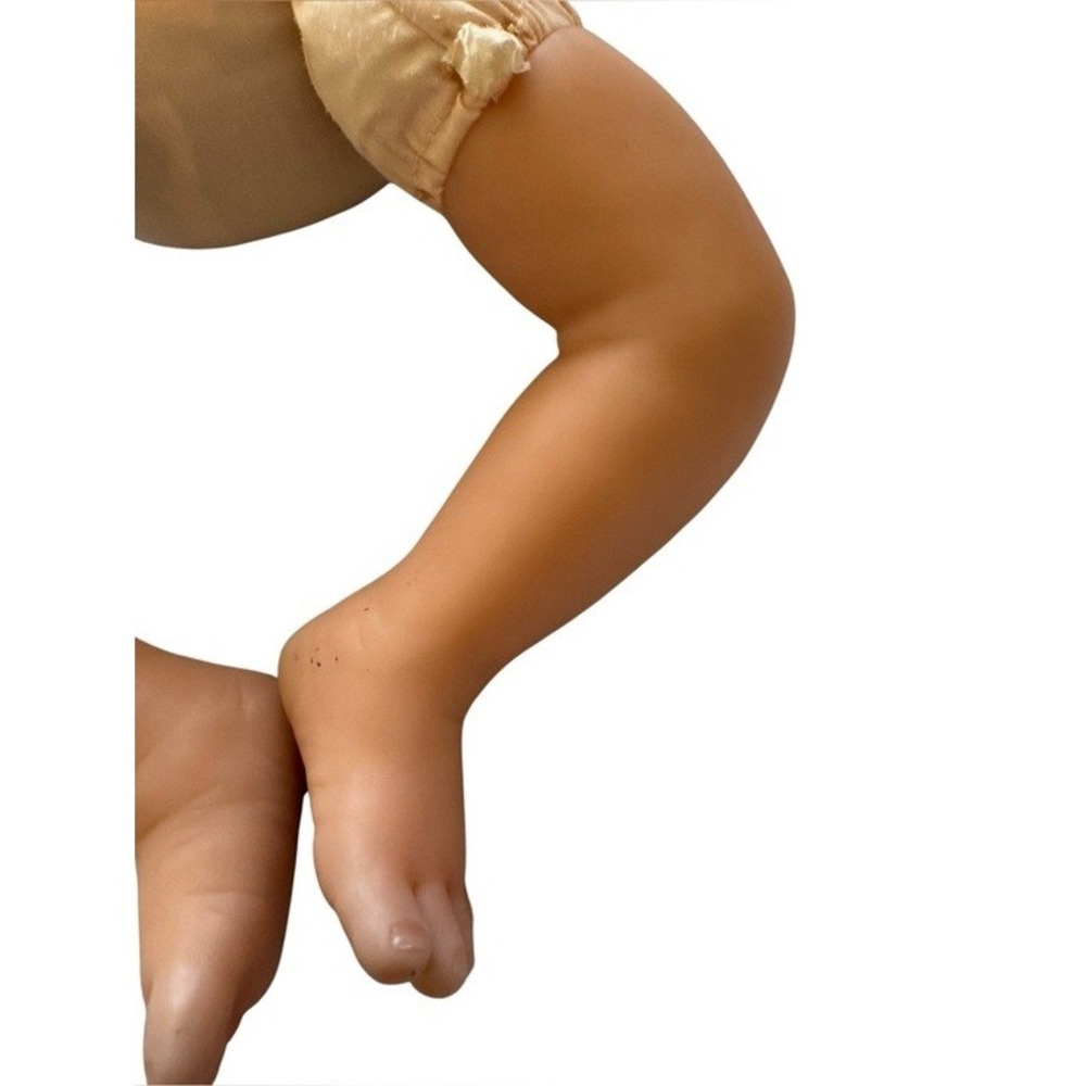 Linda Murray Baby Doll ADG Blue Eyes Cloth Body Vinyl Limbs Blonde Hair - Picture 5 of 16